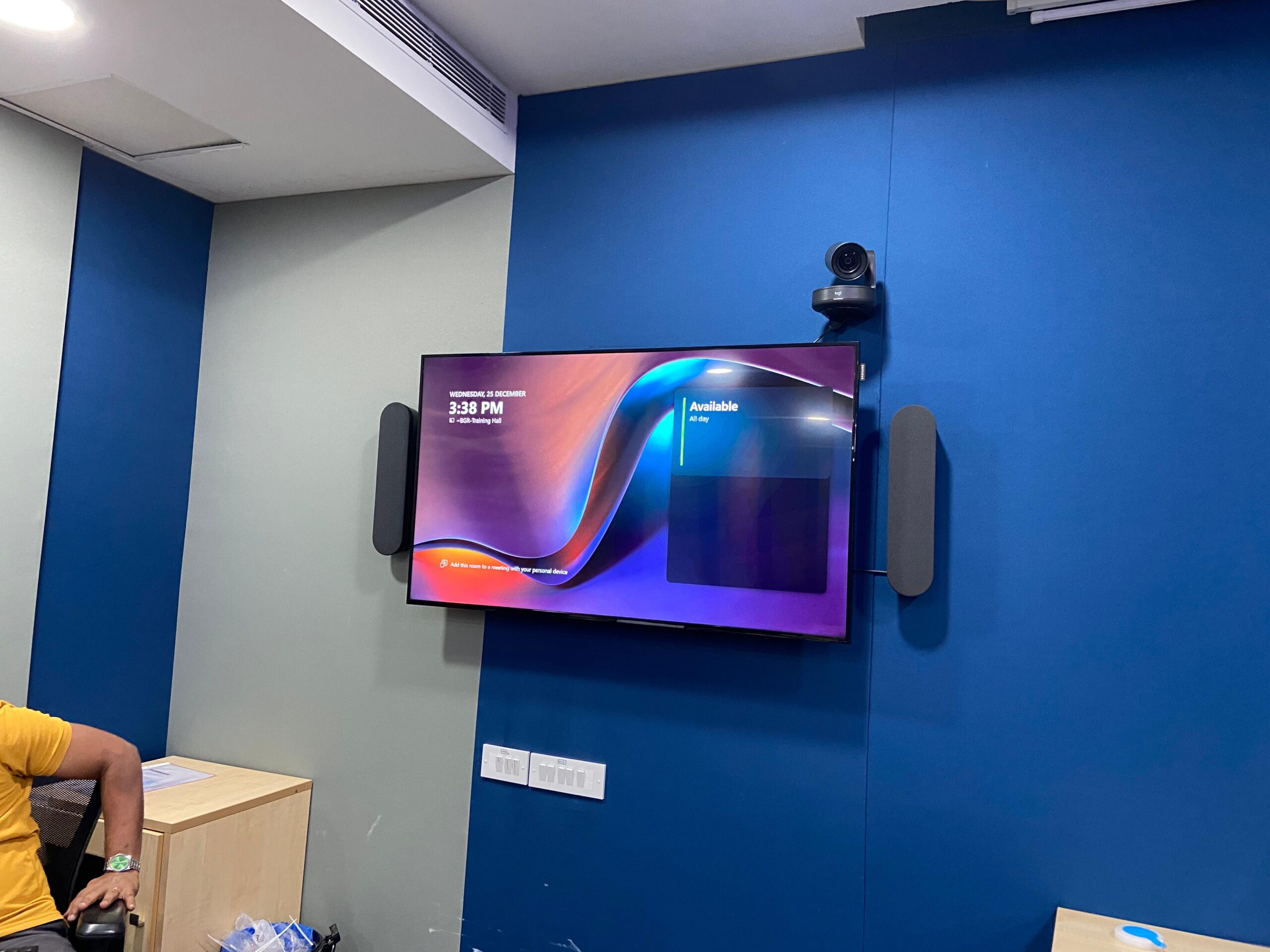 Rally Mic Pod install ceiling pendant